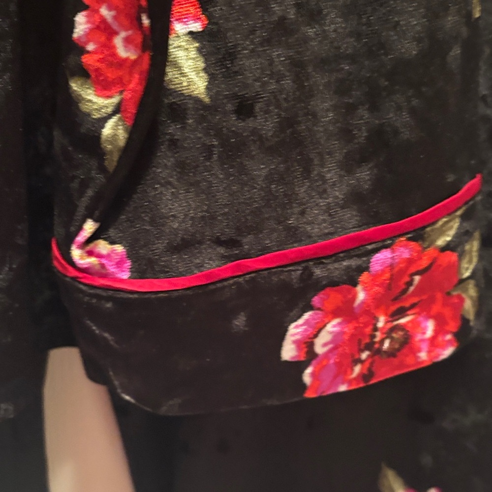 Sofia Intimates By Sofia Vegara Elegant Floral Wo… - image 6